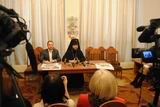Благодійний вечір колядок: прес-конференція архієпископа Никодима.