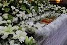 Правлячий архієрей звершив Вечірню з виносом Плащаниці та чин погребіння.
