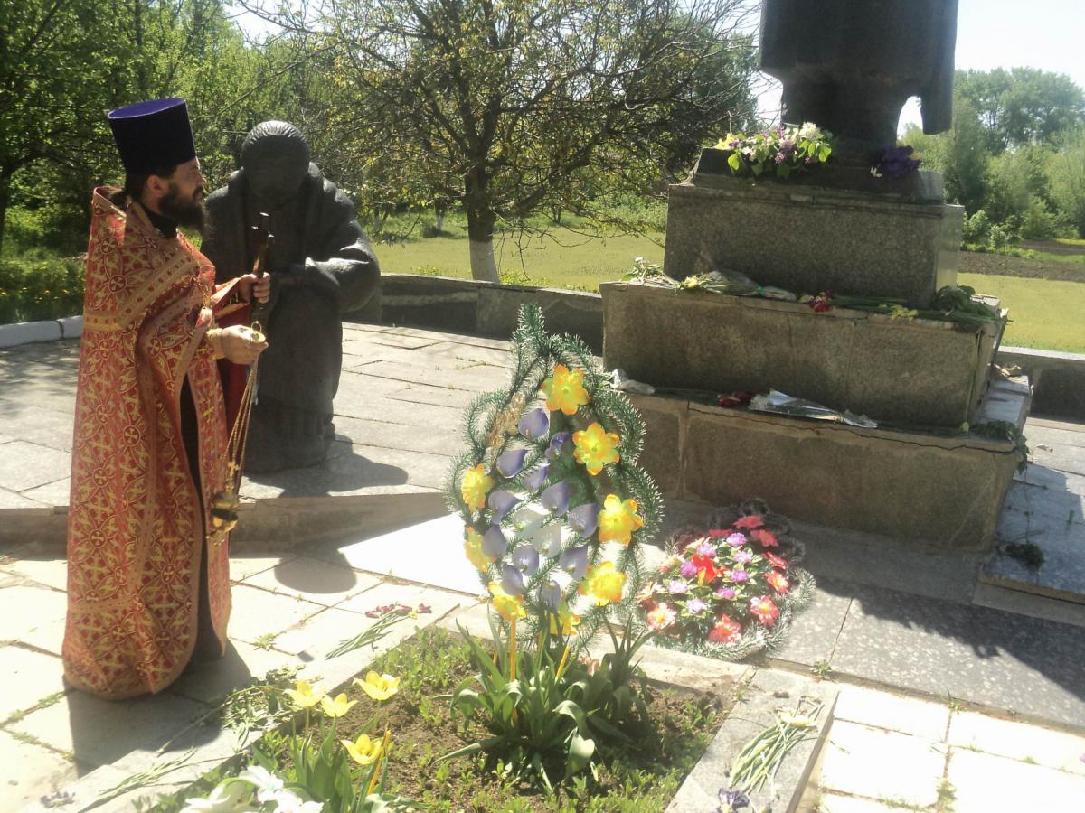 Поминали полеглих захисників Вітчизни.