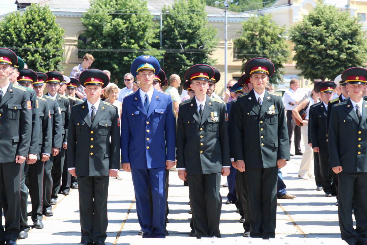 Архіпастир взяв участь у 133-му випуску молодих офіцерів Житомирського військового інституту.