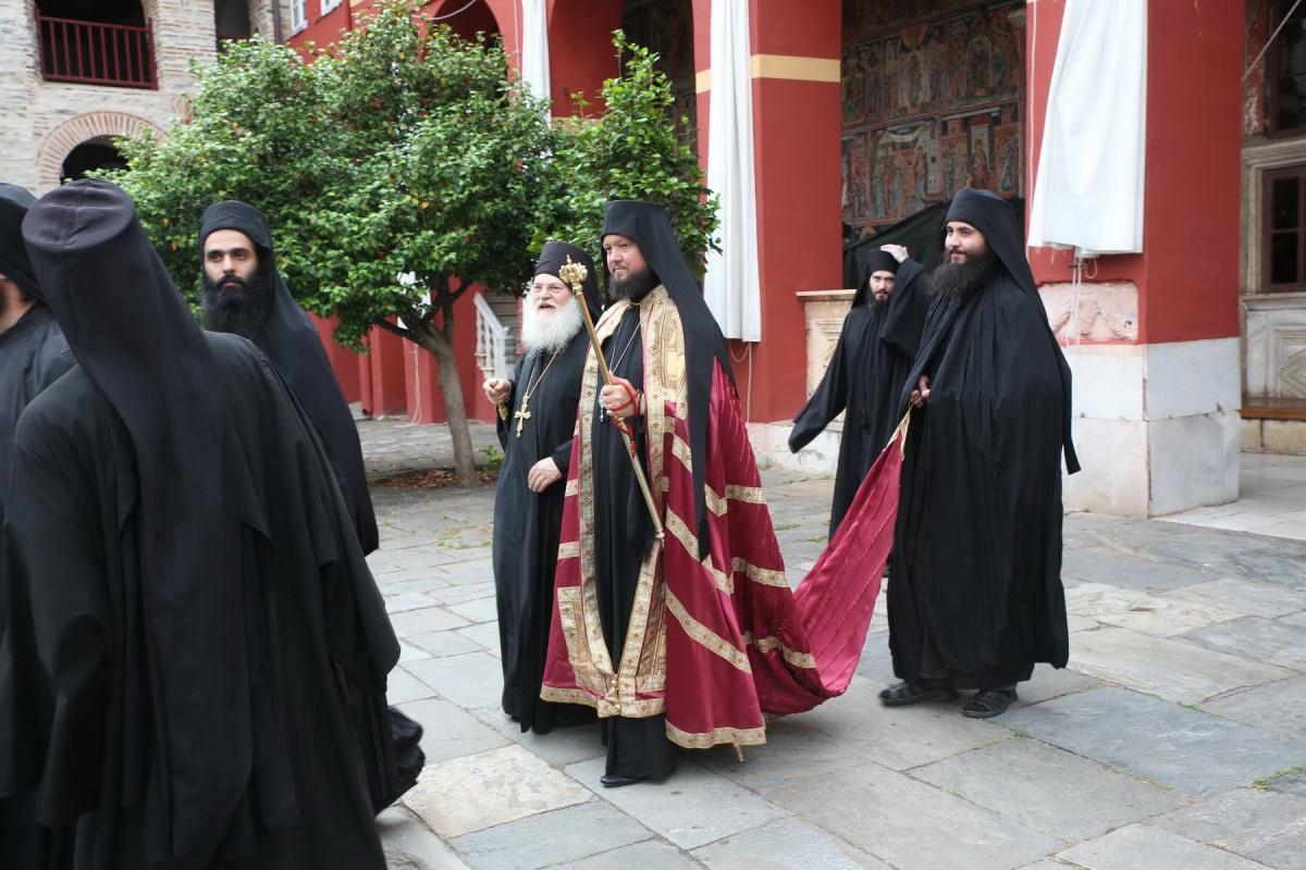 Архієпископ Никодим звершив паломницьку поїздку на святу гору Афон!