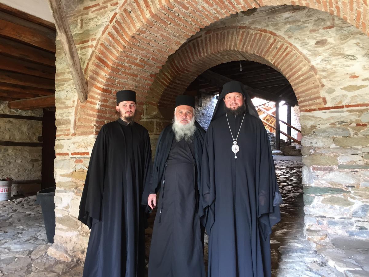 Архієпископ Никодим звершив паломницьку поїздку на святу гору Афон!