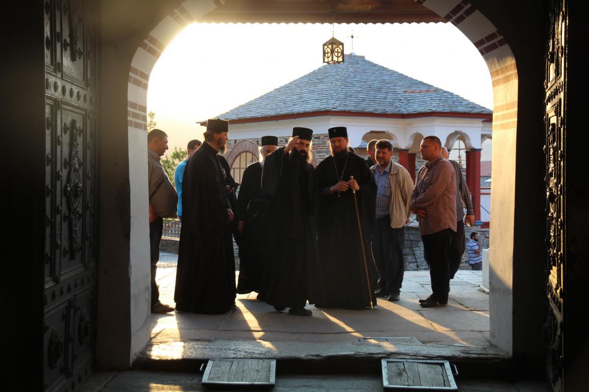 Архієпископ Никодим звершив паломницьку поїздку на святу гору Афон!