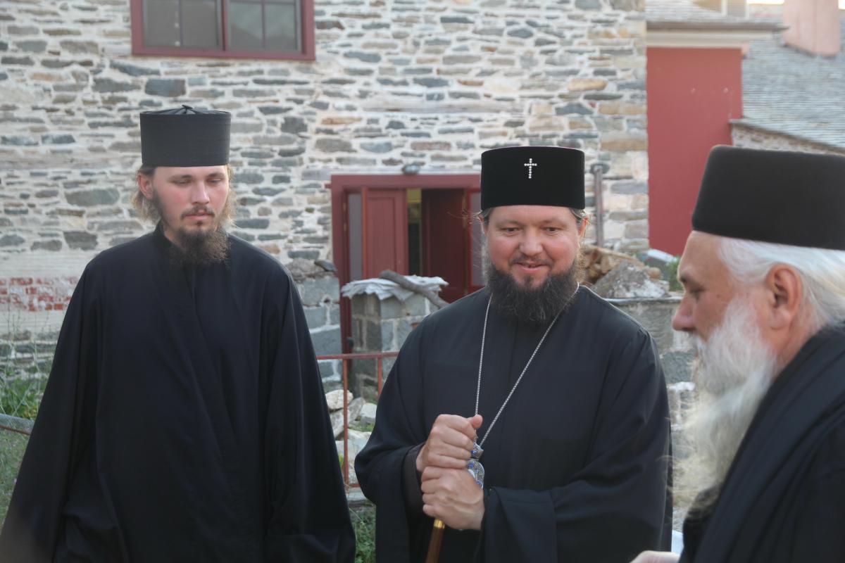 Архієпископ Никодим звершив паломницьку поїздку на святу гору Афон!
