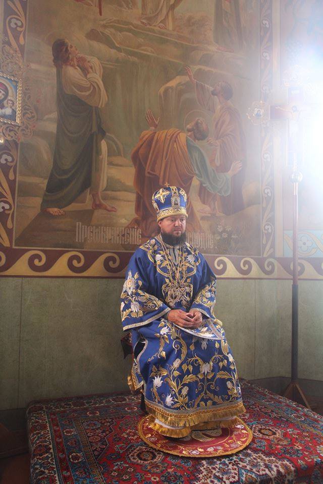 Літургія у Свято-Покровському храмі міста Новоград-Волинський.