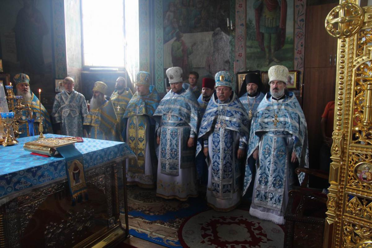 У Спасо-Преображенському Тригірському чоловічому монастирі вшанували чудотворну ікону Божої Матері на честь Її образу «Тригірська»