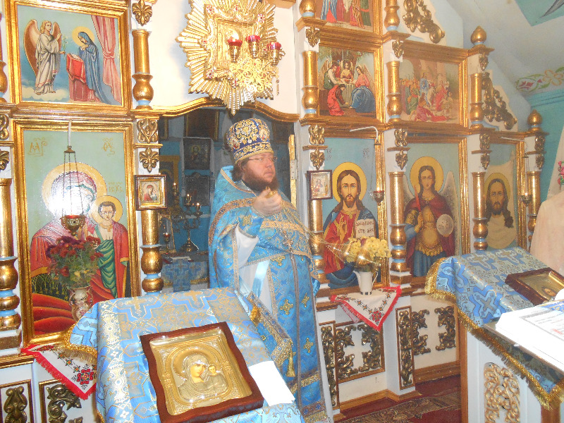 Покров Богородицы.