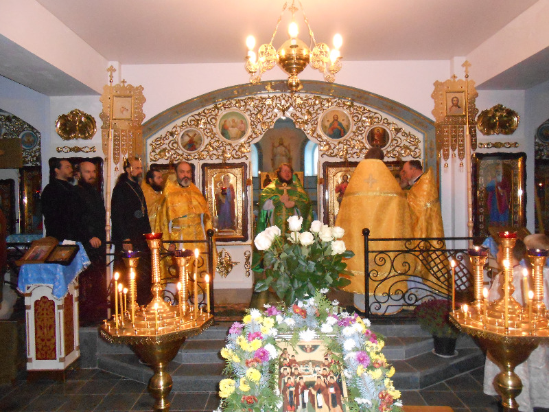 Покров Богородицы.