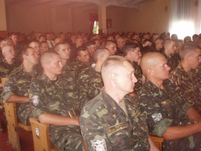 На урочистих зборах у 26-ій Бердичівській артилерійській бригаді з нагоди її дев’ятиріччя.
