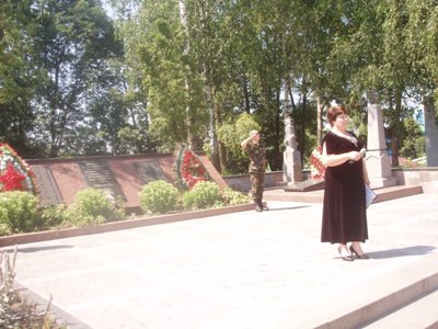 Під час мітингу-реквієму в смт. Гришківцях священик благословив естафету Пам’яті на подальший шлях.