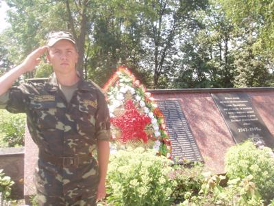 Під час мітингу-реквієму в смт. Гришківцях священик благословив естафету Пам’яті на подальший шлях.