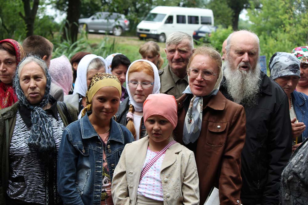 Хресний хід до джерела.