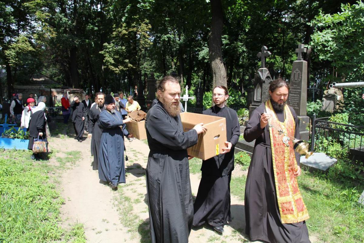 Духовної радості наповнюються серця наші: обретені чесні мощі священномученика Павла Гордовського.