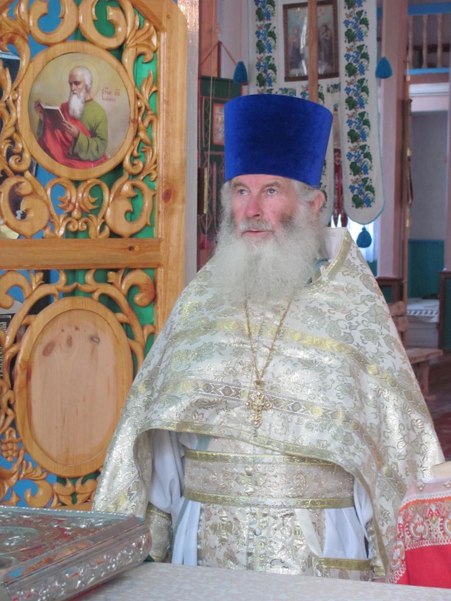 СПОВІДЬ ТА ЗБОРИ ДУХОВЕНСТВА У ЧЕРНЯХІВСЬКОМУ РАЙОНІ.