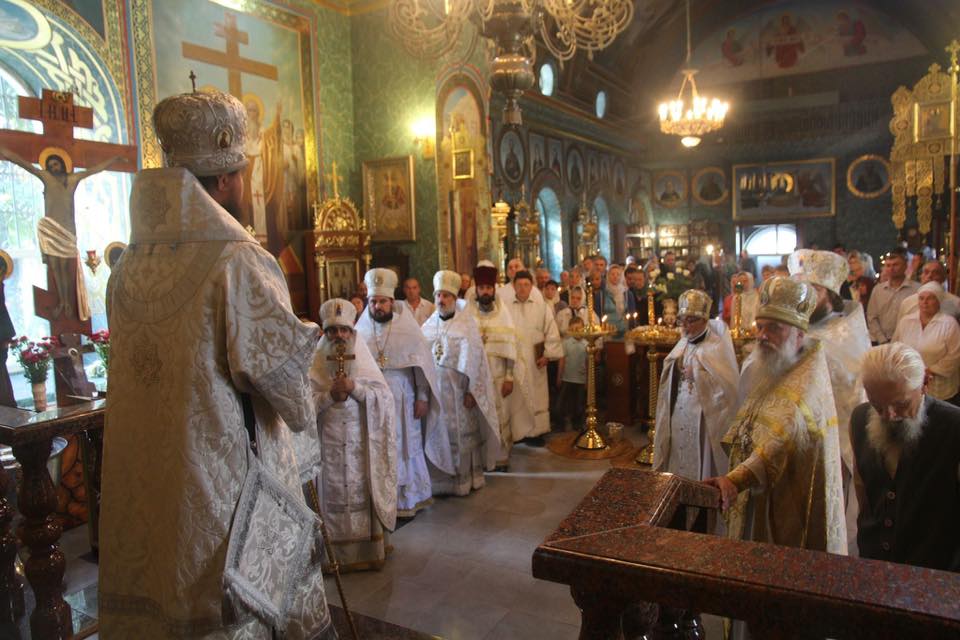 Архієрейське богослужіння у Свято-Іаківлівському храмі міста Житомира.
