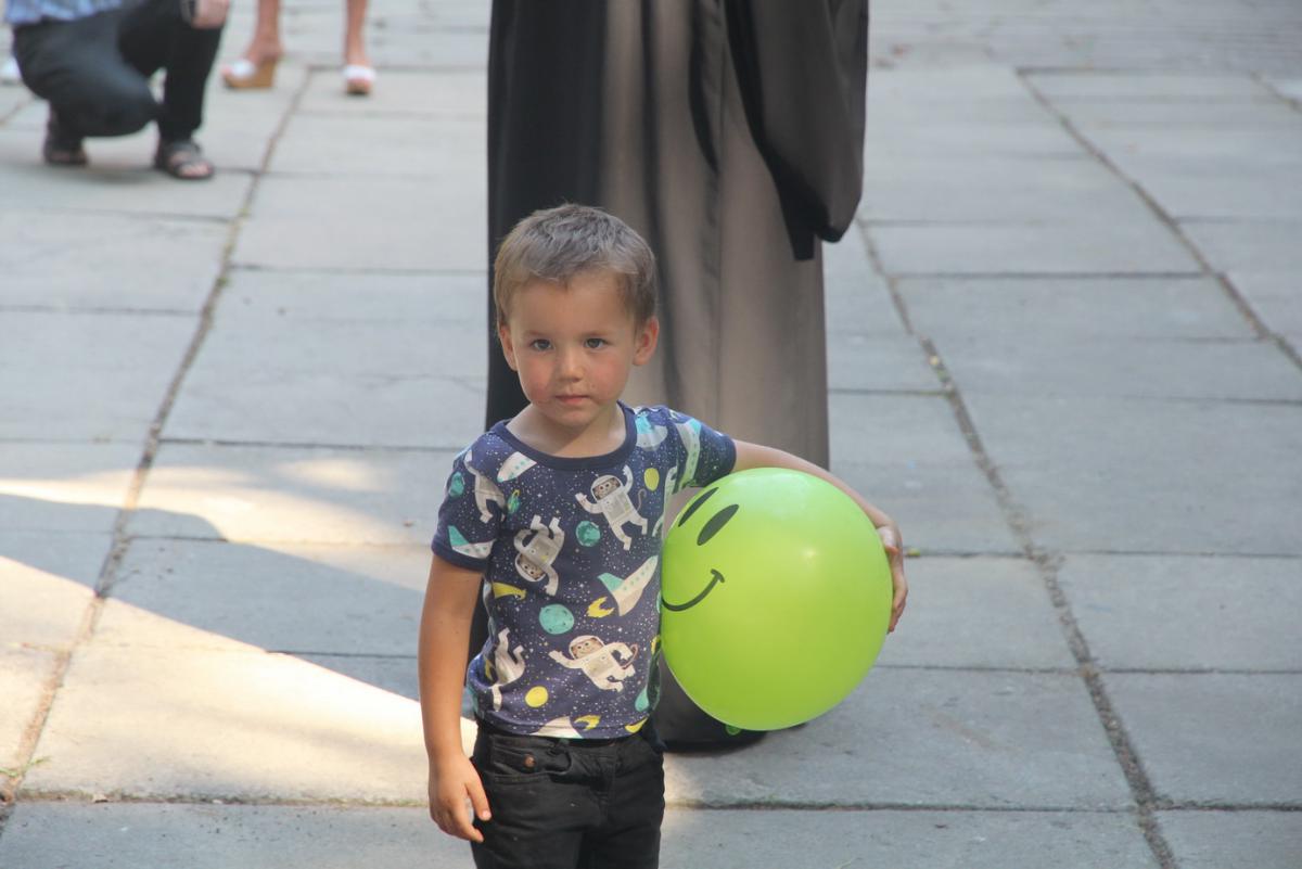 Житомирська єпархія передала необхідну шкільну допомогу для дітей-біженців