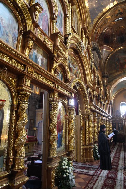 Владика привітав житомирян із Світлим Христовим Воскресінням!