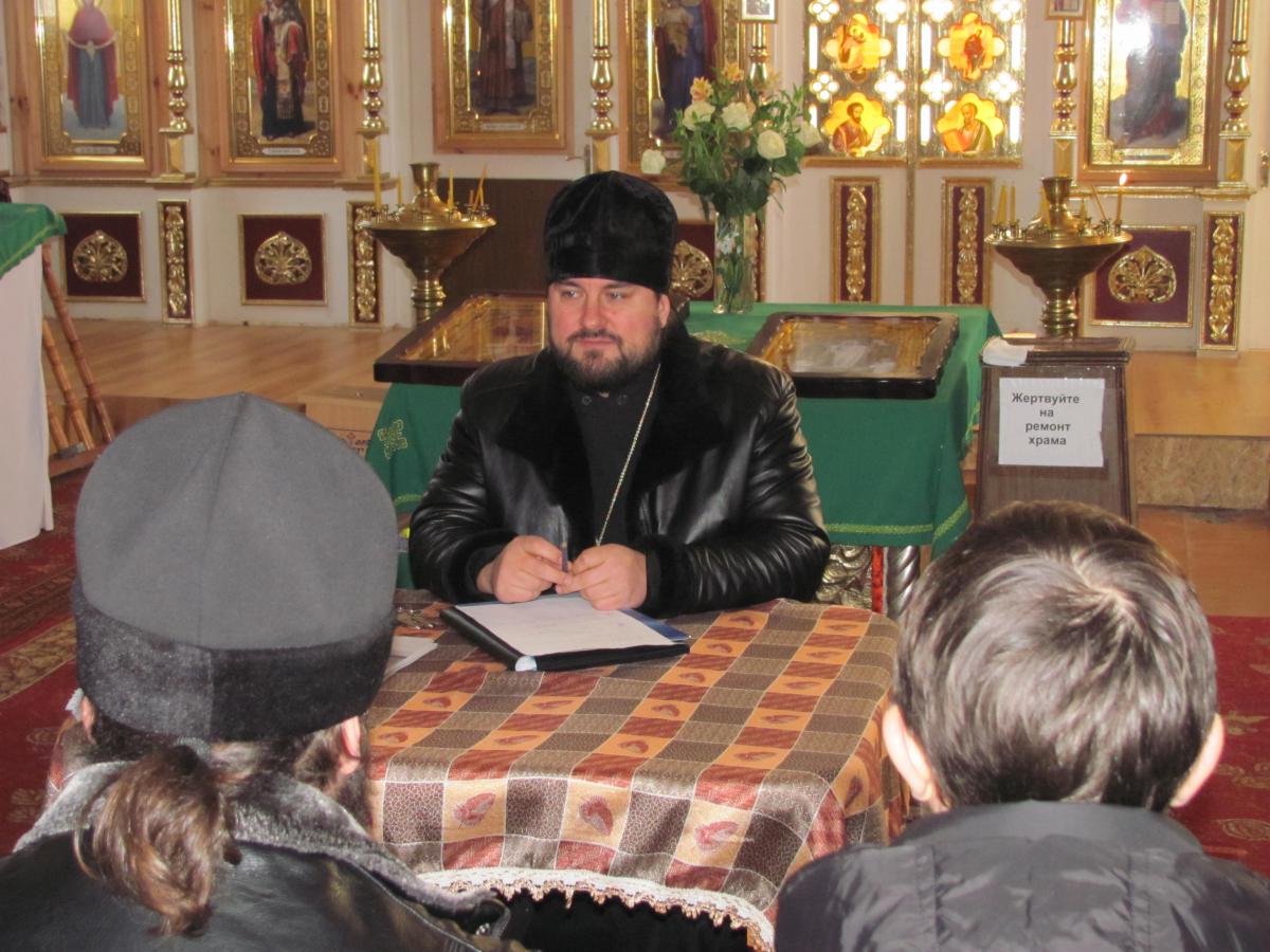 В ЧЕРНЯХОВІ ВІДБУЛОСЯ ЗІБРАННЯ СВЯЩЕННИКІВ.