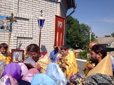 Престольный праздник отметил Свято-Никольский храм в пгт. Червоноармейск.
