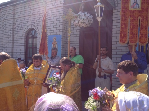 Престольный праздник отметил Свято-Никольский храм в пгт. Червоноармейск.
