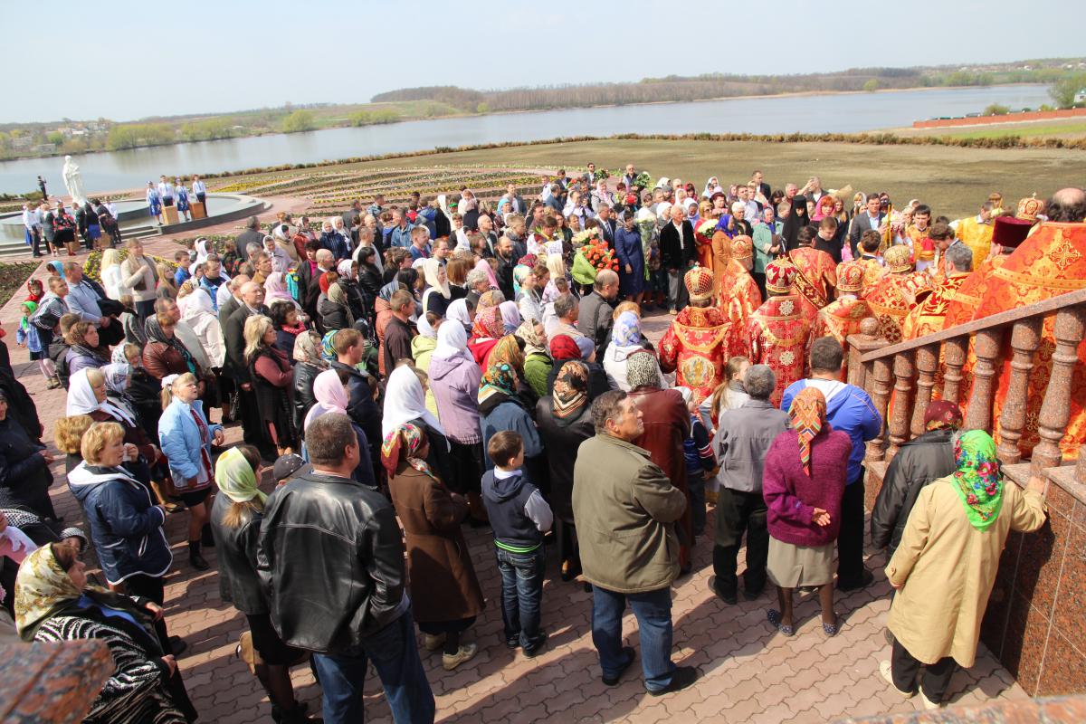 Житомирський архіпастир взяв участь у святковому богослужінні в Ковалівці!