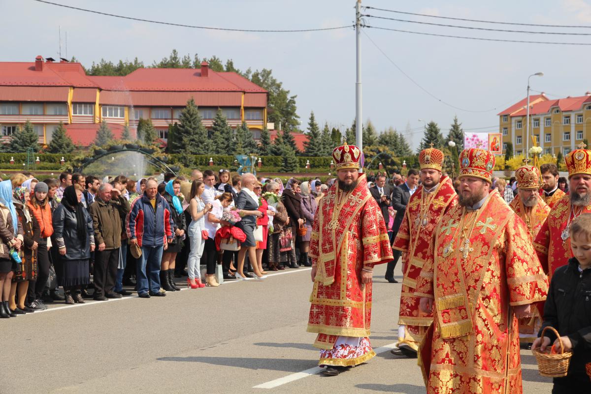 Житомирський архіпастир взяв участь у святковому богослужінні в Ковалівці!