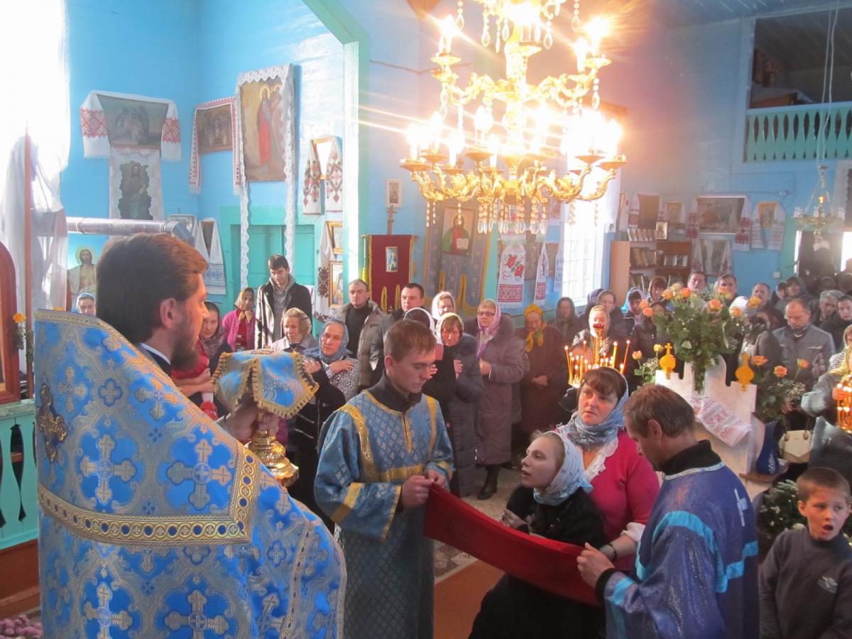 Всех нас заступи, о Госпоже, Царице и Владычице!