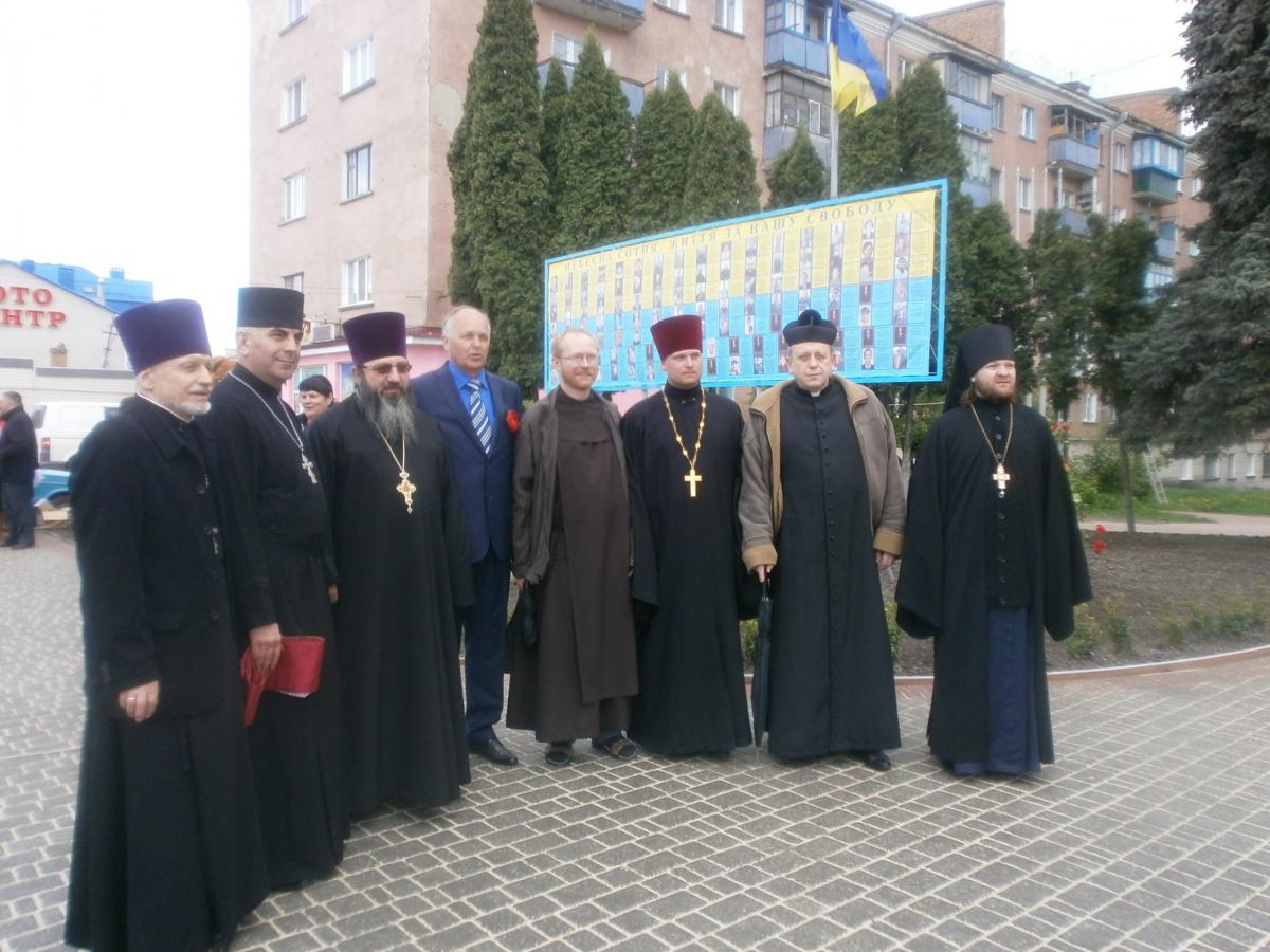 Освячення меморіалу «Слава Героям!» у місті Бердичеві