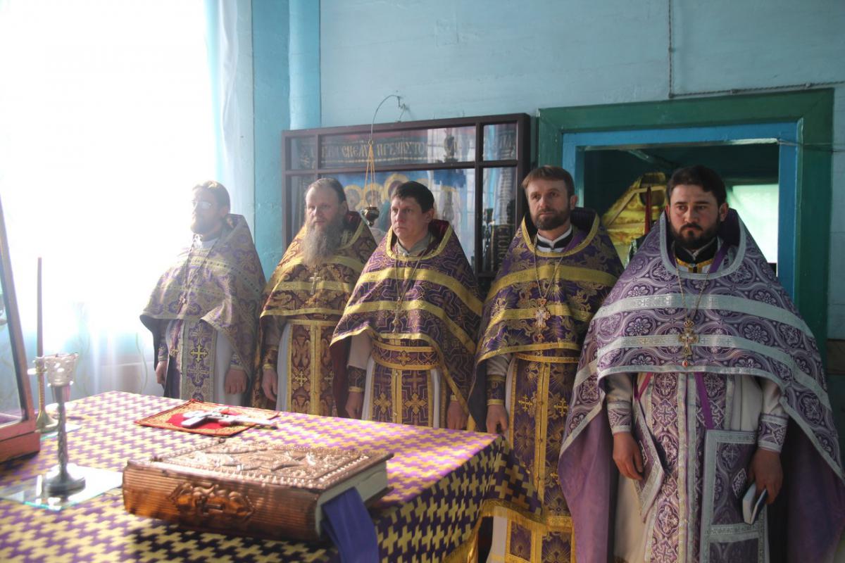 Архієпископ Никодим відвідав Червоноармійське благочиння