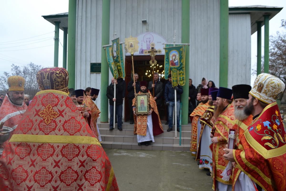 Свято в старовинному храмі Ружинщини