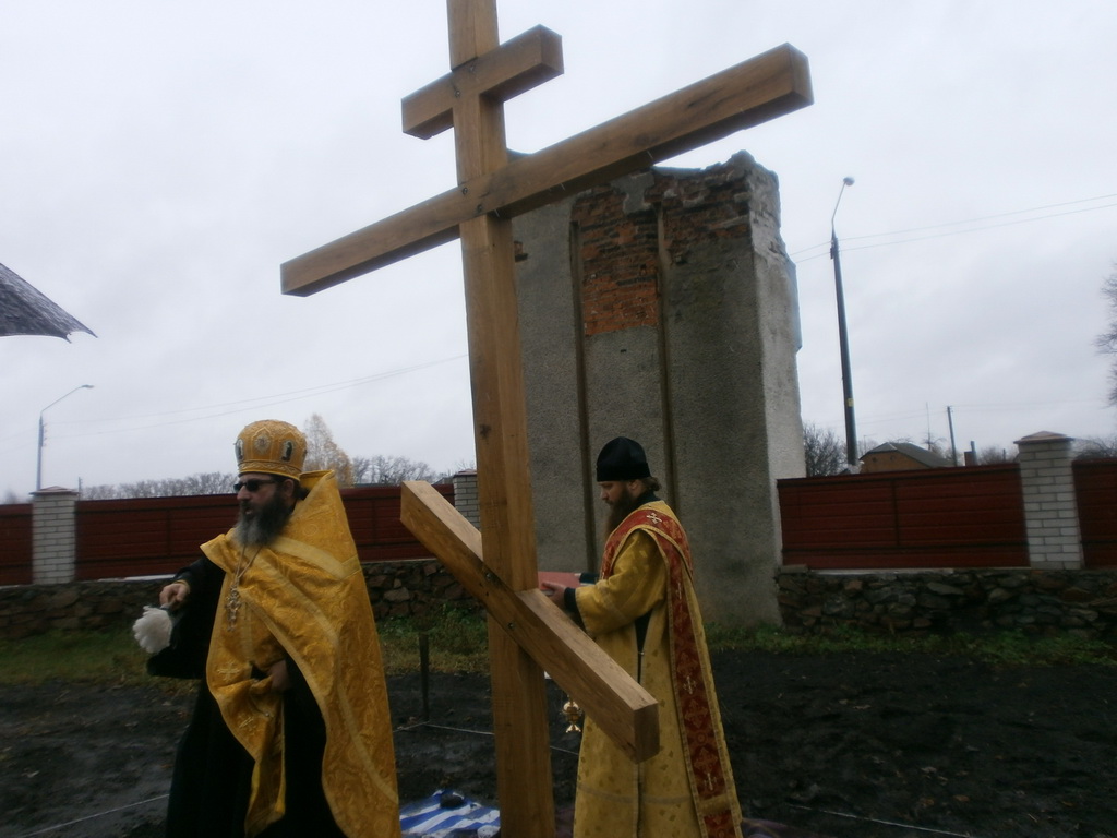 Освячення Хреста на місці будівництва нового Петро-Павлівського храму в с. Реї