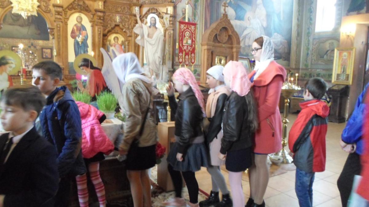 Свято жінок-мироносиць - день православної християнки!