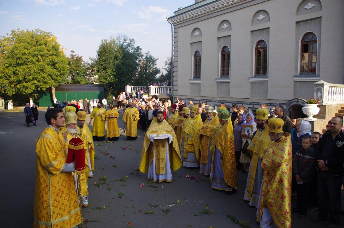 Архієпископ Никодим привітав митрополита Хмельницького і Старокостянтинівського і 70-річчям.