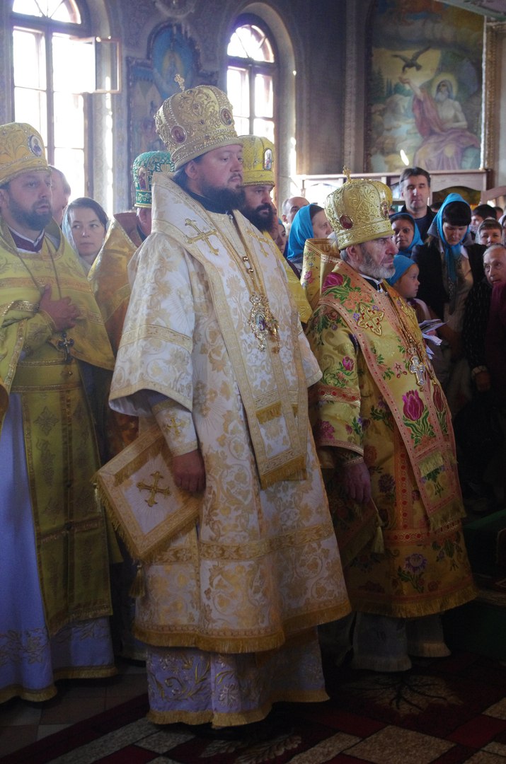Архієпископ Никодим привітав митрополита Хмельницького і Старокостянтинівського і 70-річчям.