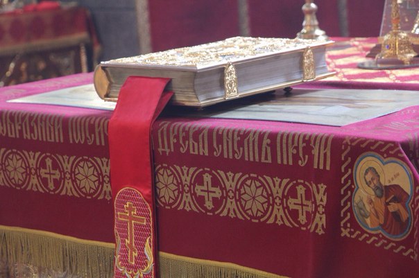 Архієпископ Никодим очолив воскресну літургію у Спасо-Преображенському кафедральному соборі.