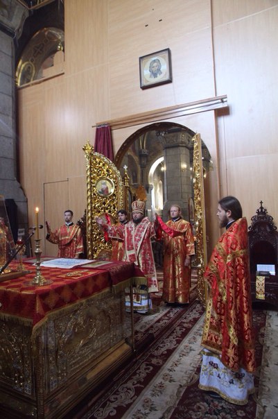 Архієпископ Никодим очолив воскресну літургію у Спасо-Преображенському кафедральному соборі.