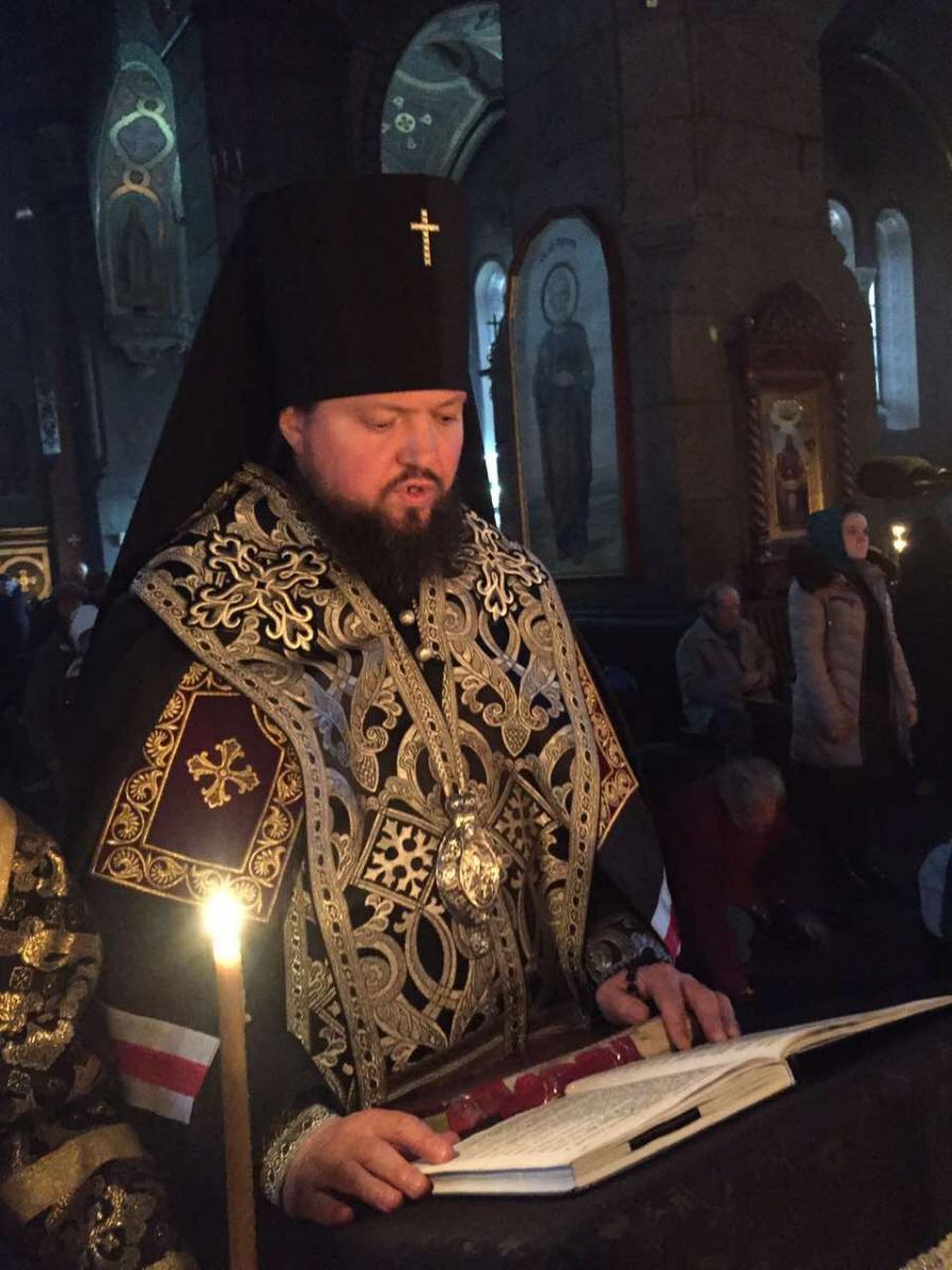 Архіпастир звершив читання першої частини покаянного канону