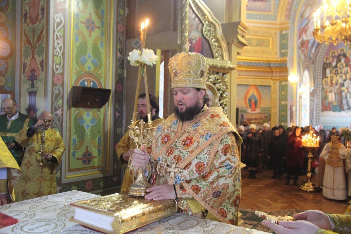 Архієрейське богослужіння у Свято-Хрестовоздвиженському кафедральному соборі м. Житомира!