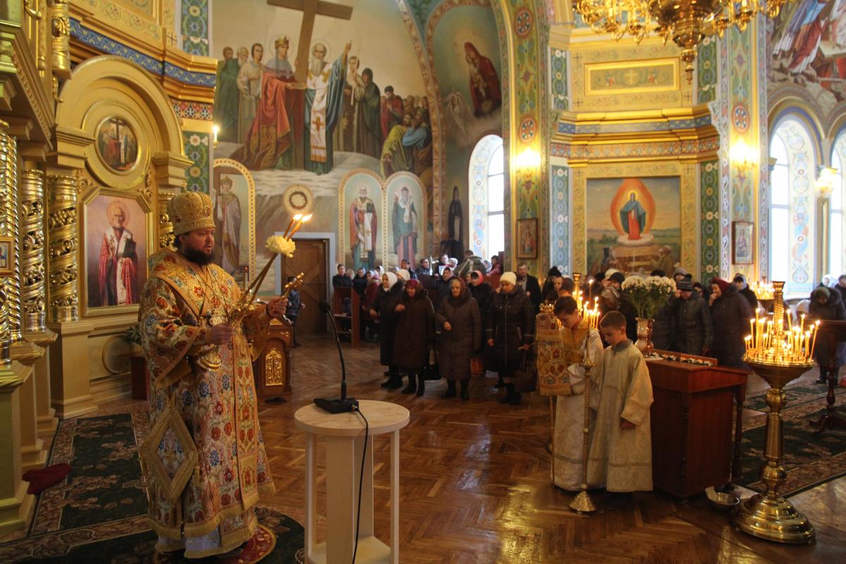Архієрейське богослужіння у Свято-Хрестовоздвиженському кафедральному соборі м. Житомира!