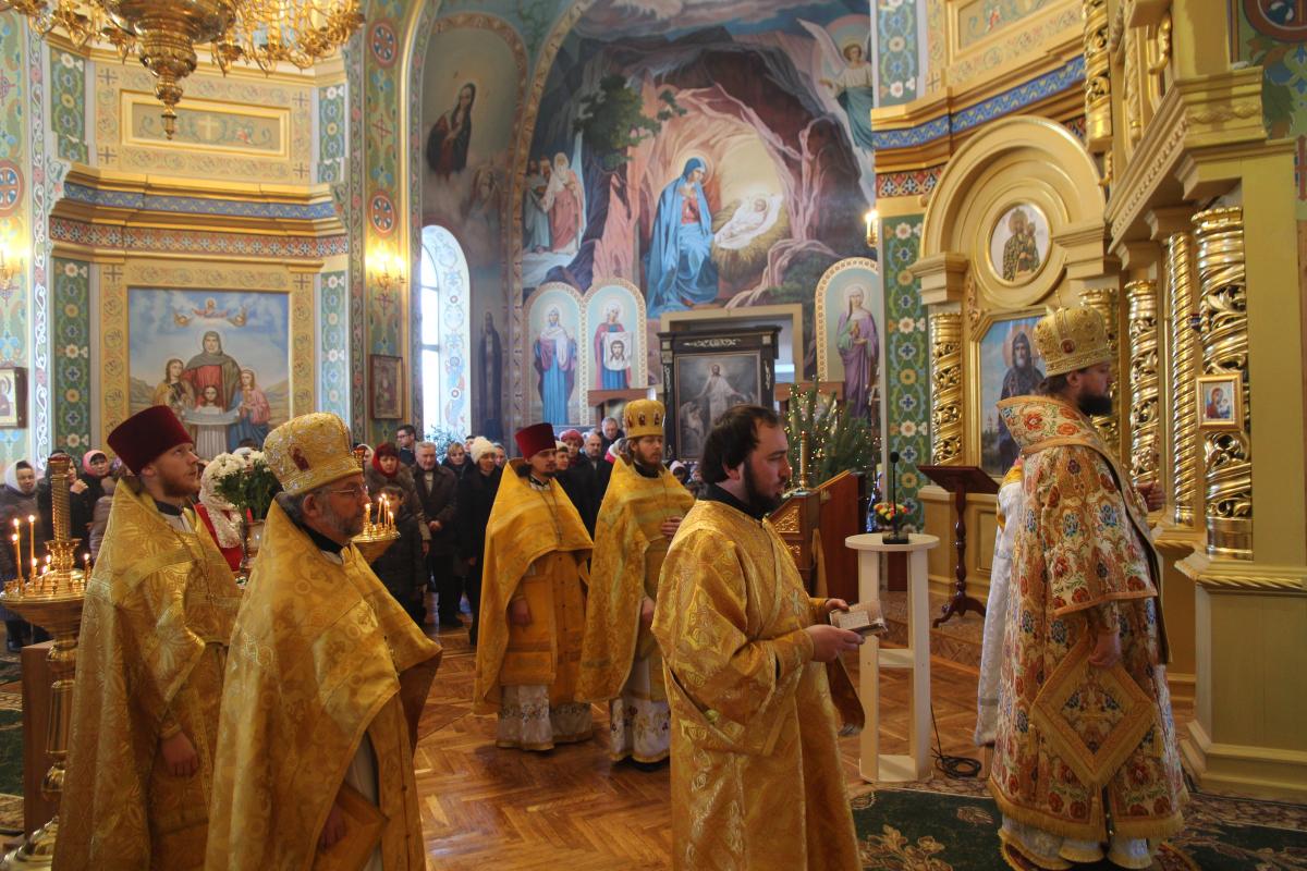 Архієрейське богослужіння у Свято-Хрестовоздвиженському кафедральному соборі м. Житомира!