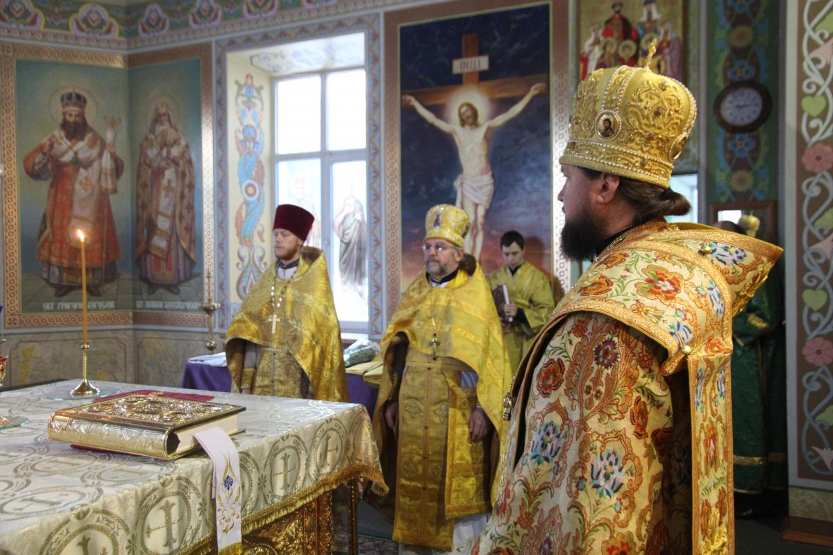 Архієрейське богослужіння у Свято-Хрестовоздвиженському кафедральному соборі м. Житомира!