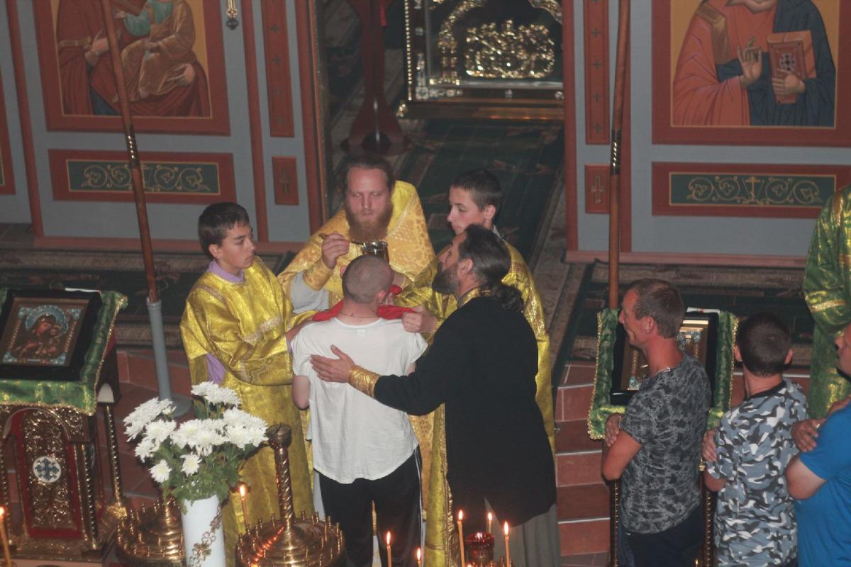 Дети из дома-интерната с.Тетеревка молились в храме св. Ап. Петра и Павла в пгт. Новогуйвинск
