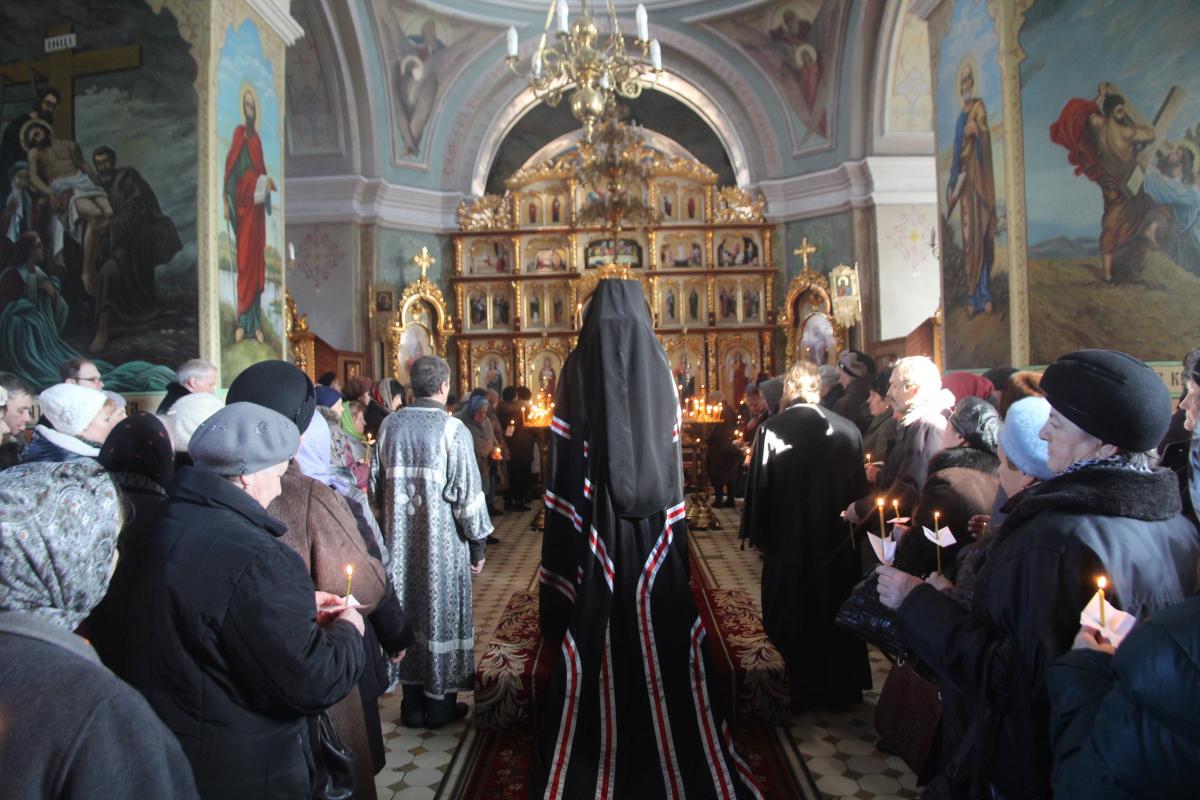 Владика Никодим звершив читання Великого покаянного канону прп. Андрія Критського у Свято-Миколаївському соборі та Свято-Троїцькому храмі м. Бердичева
