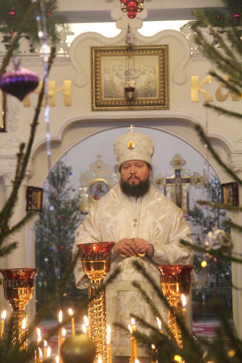 Неділя після Богоявлення. Архієпископ Никодим очолив літургію у Свято-Анастасіївському жіночому монастирі м. Житомира.