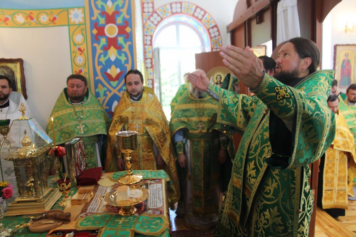 Архієпископ Никодим звершив освяченя нового храму на території Андрушівської лікарні!
