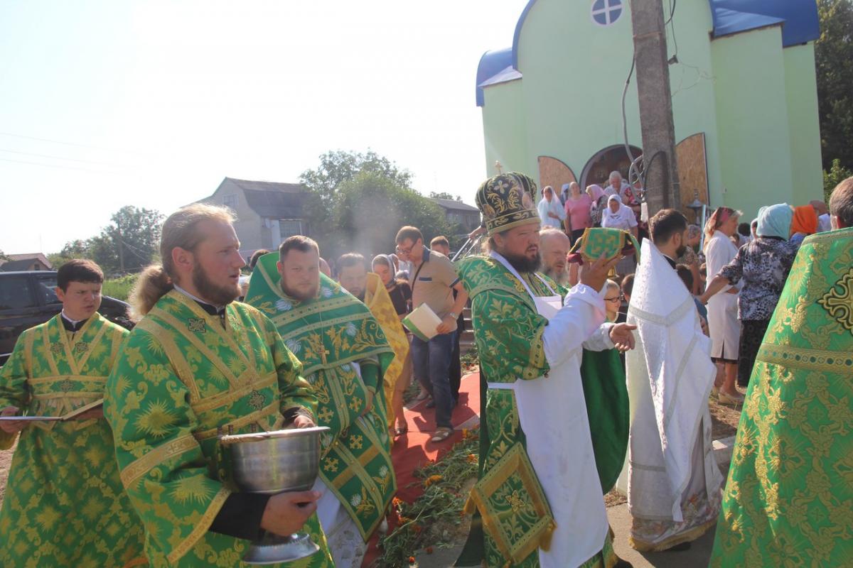 Архієпископ Никодим звершив освяченя нового храму на території Андрушівської лікарні!