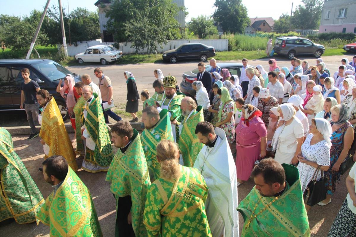 Архієпископ Никодим звершив освяченя нового храму на території Андрушівської лікарні!