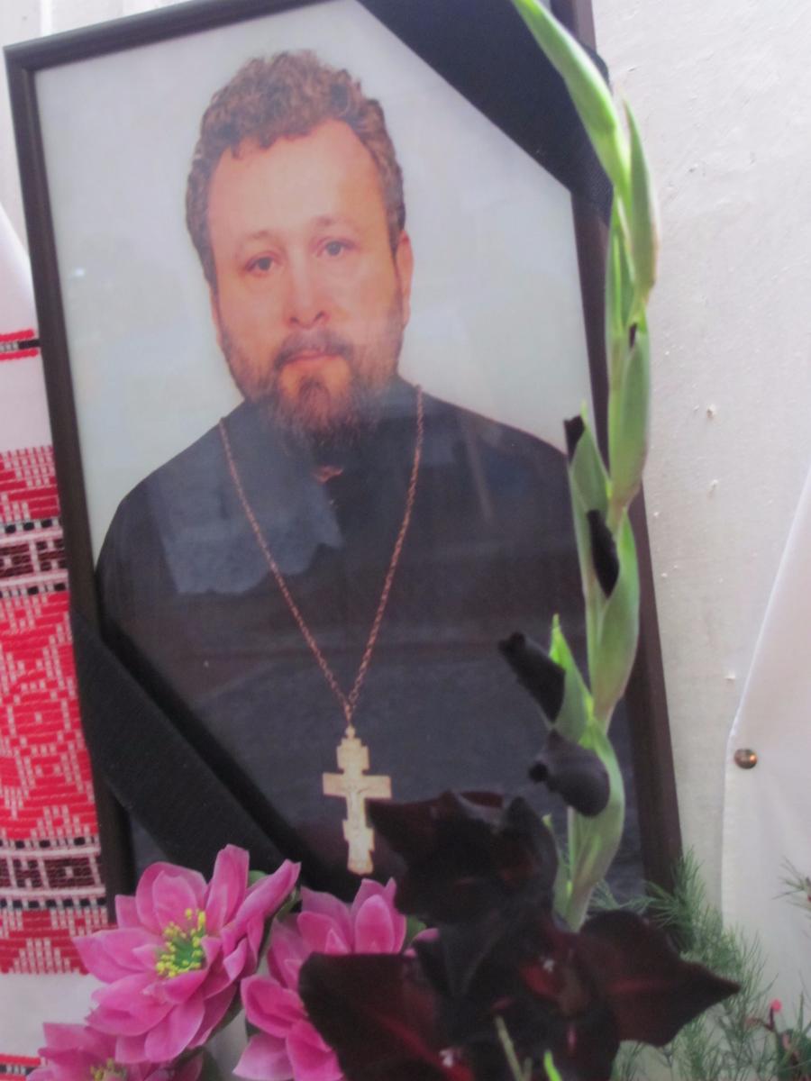 В САЛАХ МОЛИТОВНО ВІДСВЯТКУВАЛИ ПЕРСТОЛЬНЕ СВЯТО.