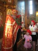У Свято-Миколаївському храмі Попільні вітали жінок.