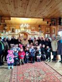 Священник привітав малюків сільських дитячих садків із Днем Святого Миколая та наступаючими різдвяними святами